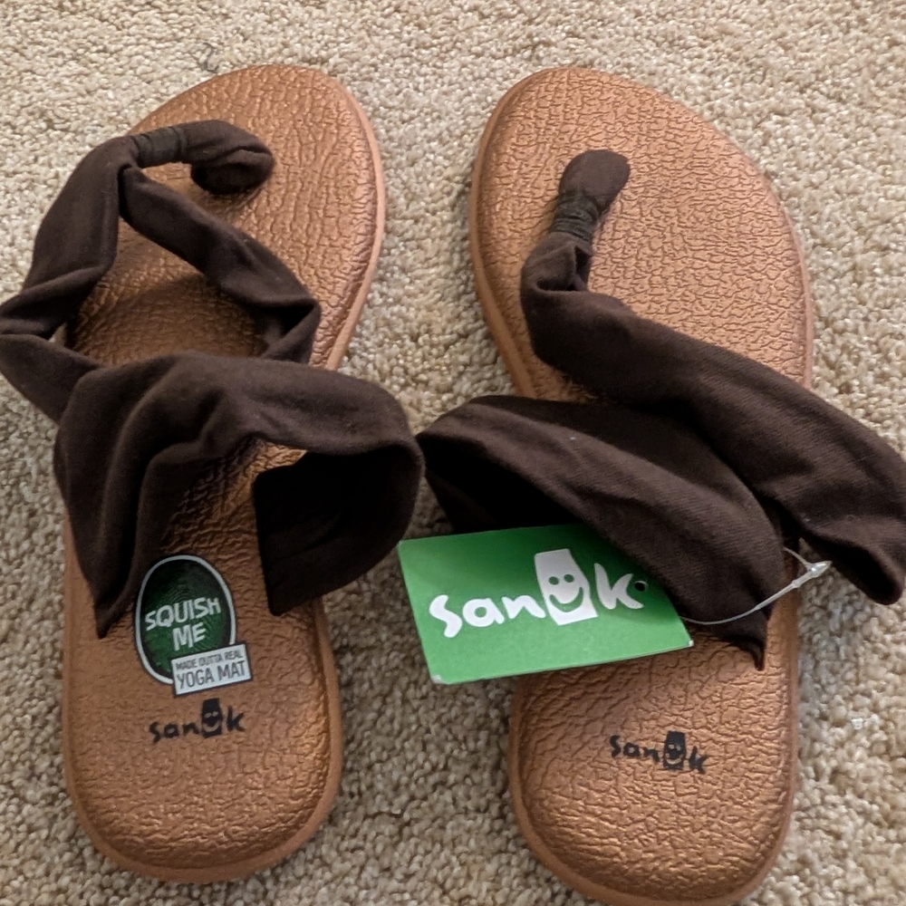 Sanuk Women's Brown Sandals